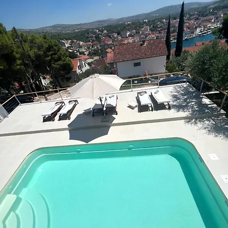 Seaview - A'more Milna (Brac)