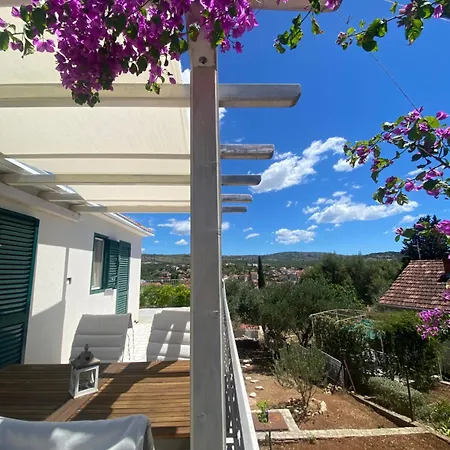 Seaview - A'more * Milna (Brac)