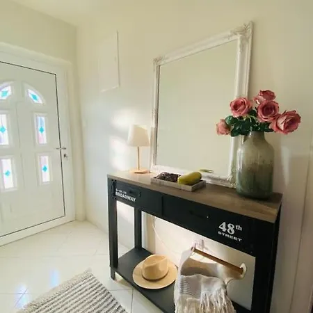 Seaview - A’more Villa